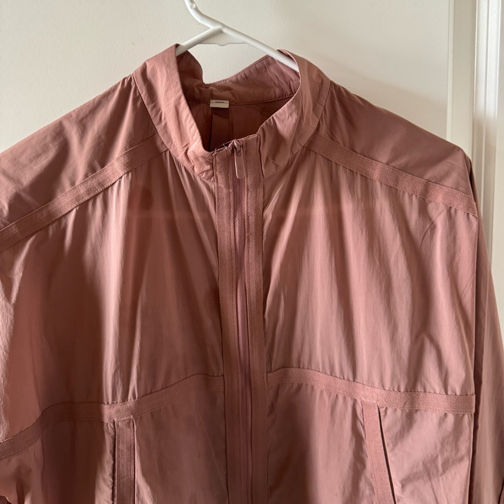 Lululemon nylon jacket - Picture 3 of 14